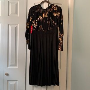 ASOS Little Mistress, foil print dress black/gold, size 6